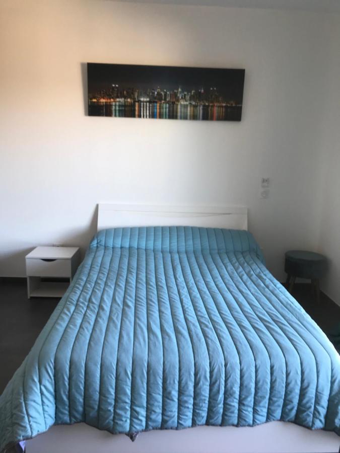 Charmant Studio Dans Residence Neuve Et Calme 科尔特 外观 照片